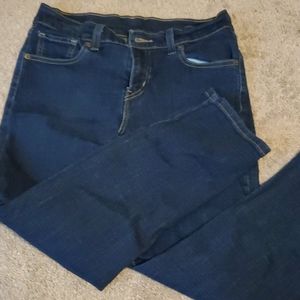 Levis